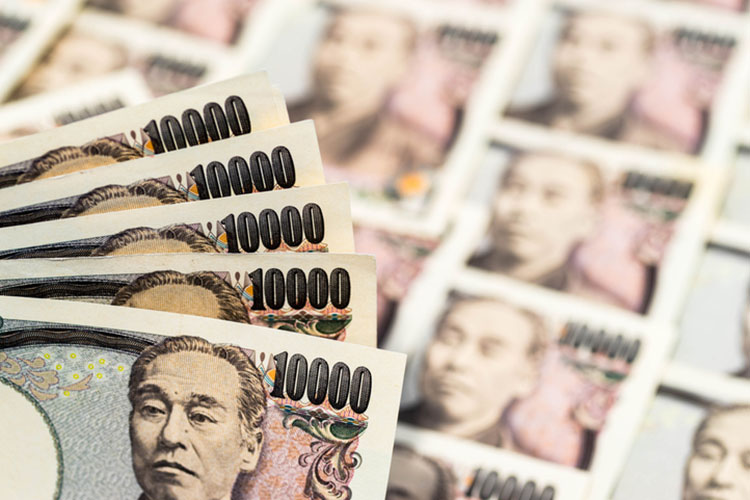 デメリット1|費用がかかる!全身は20万円が相場